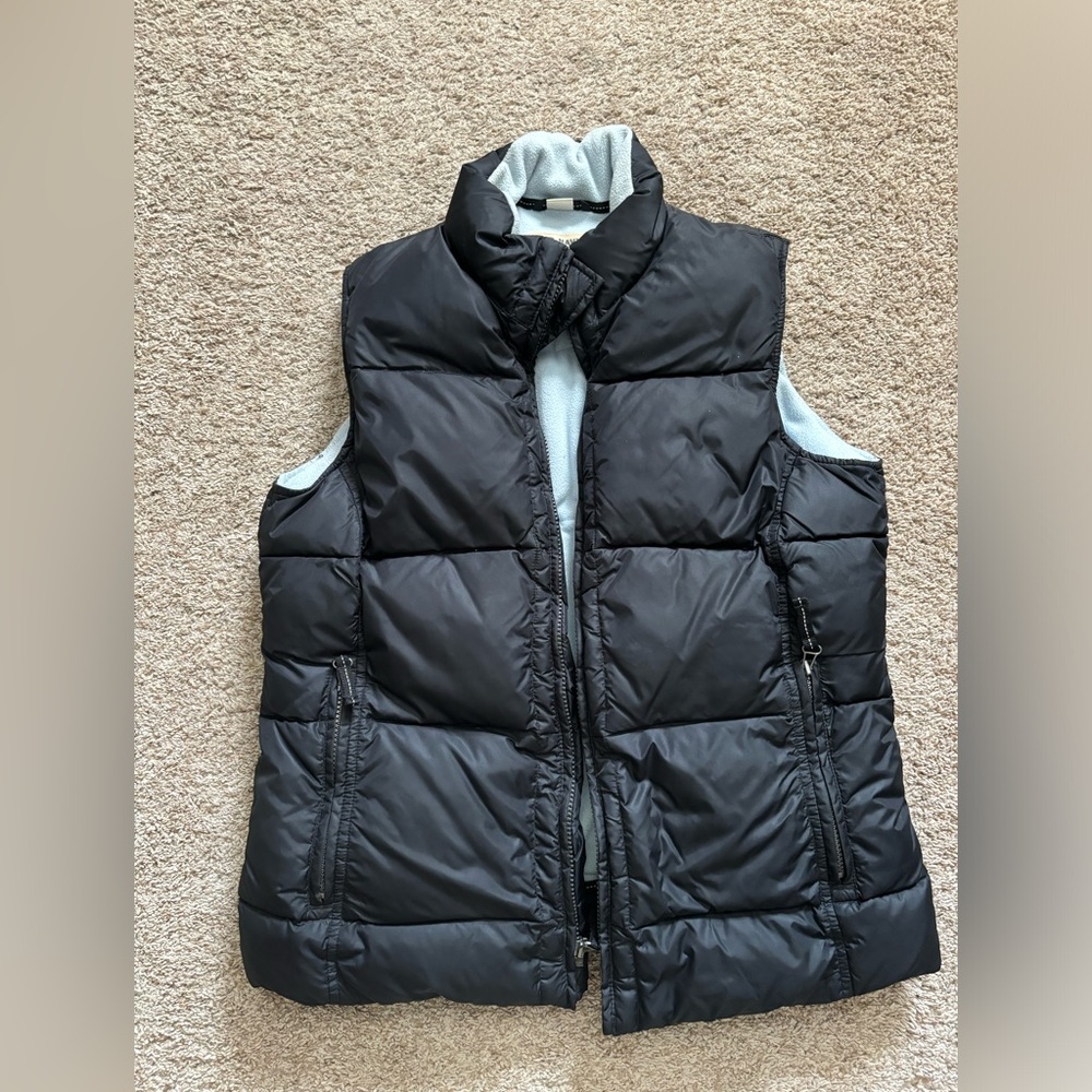 Old Navy Puffer Vest